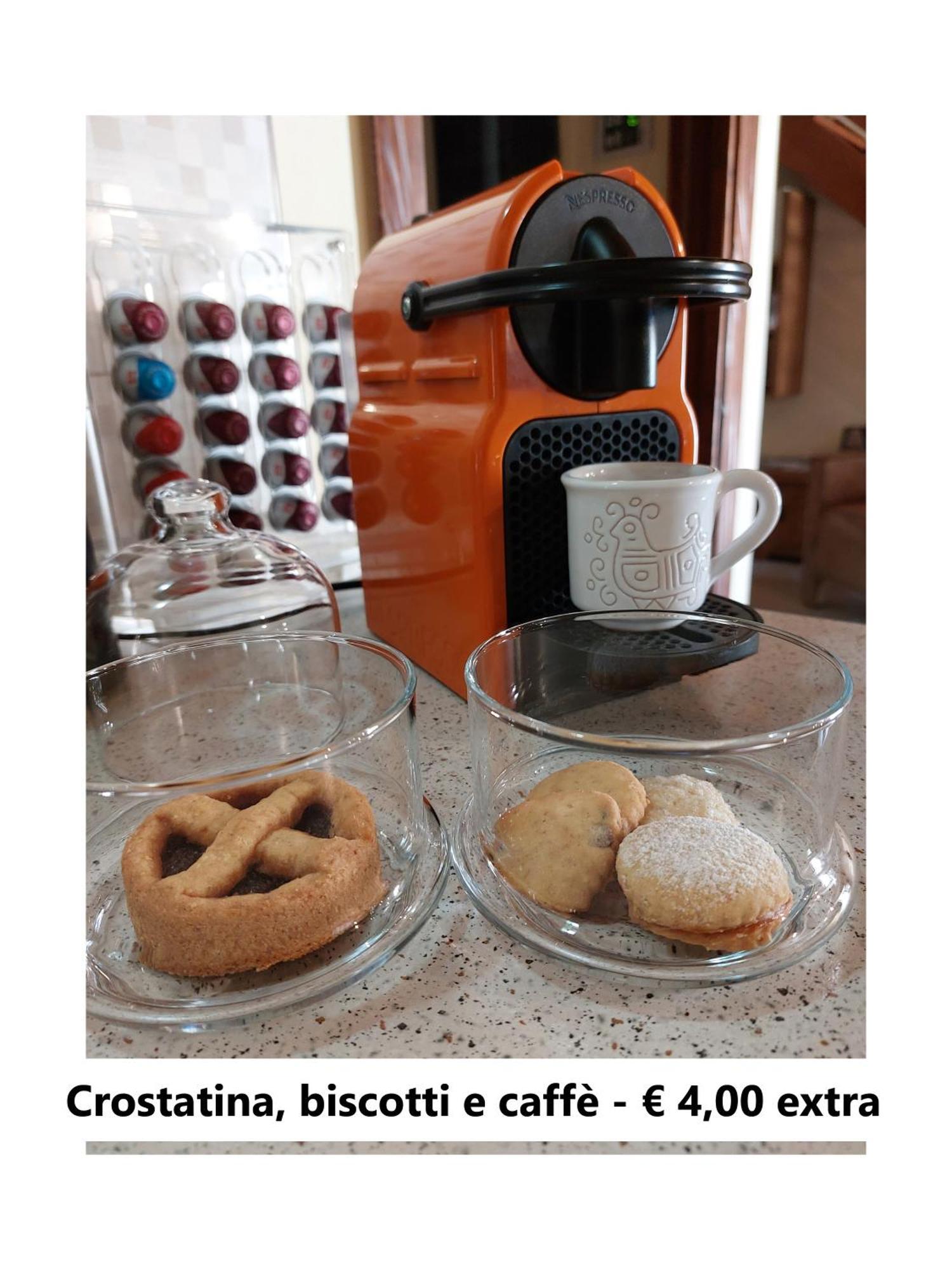 Affittacamere Is Coronas Isili Buitenkant foto
